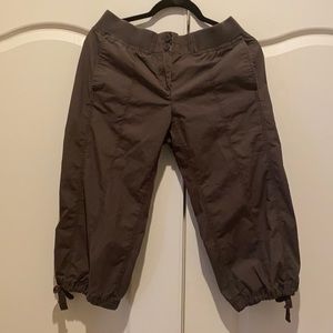 Women’s Crop Pants